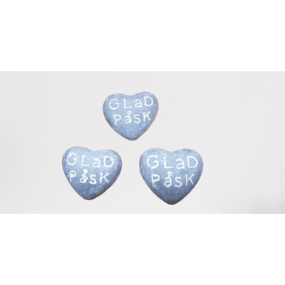 Hjärtformade stenar med texten Glad Påsk – 3-pack, 6x5 cm dekor.