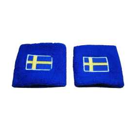 Två blåa svettband med broderad svensk flagga, elastiska och bekväma